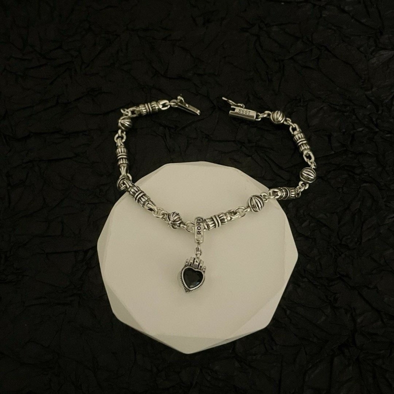 Ch*0me He**ts bracelets